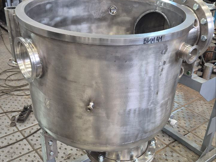 Vacuum casting equipment example 4